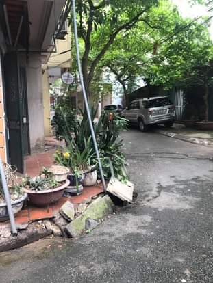 BÁN NHÀ KHU LẠC TRUNG, DUY NHẤT, GIÁ ÊM, NHÀ ĐẸP, GARA 7 CHỖ, 51M.4.TẦNG.7.1TỶ