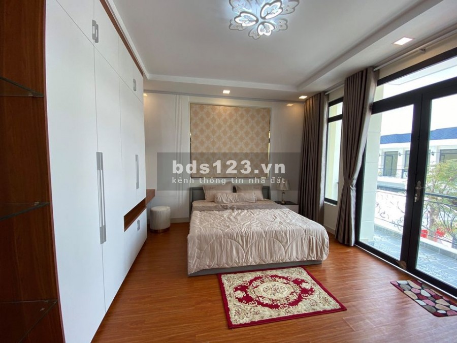 Bán nhà mới xây 120m2 gần chợ bình chánh giá1,1tỷ