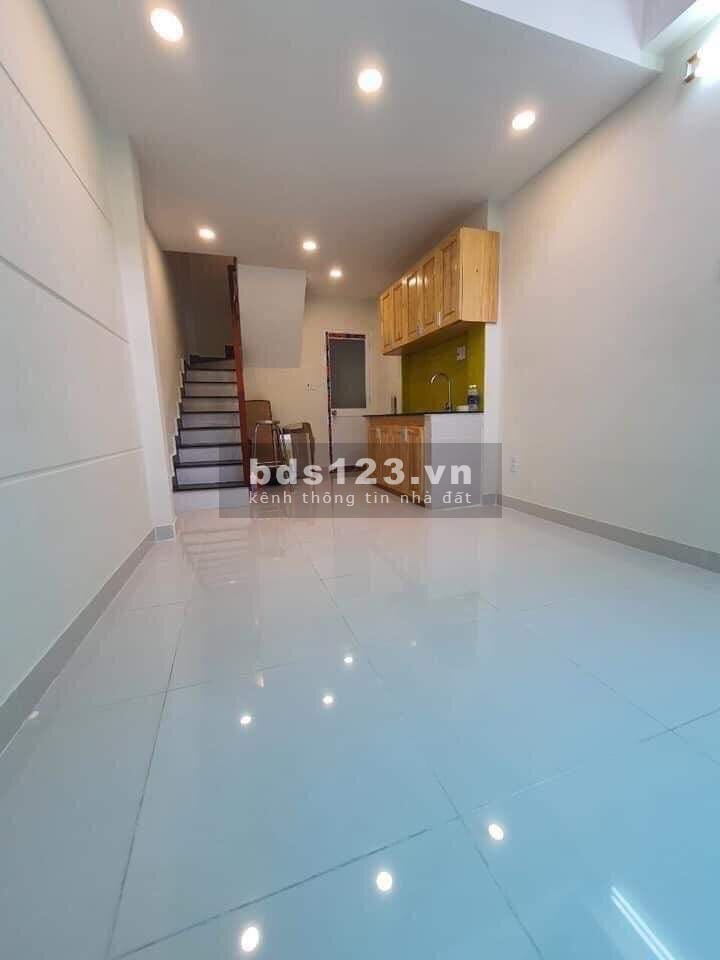 Bán nhà đường Thích Quảng Đức, P5, Phú Nhuận, 51m2 (4.2x12) 3,8 tỷ TL