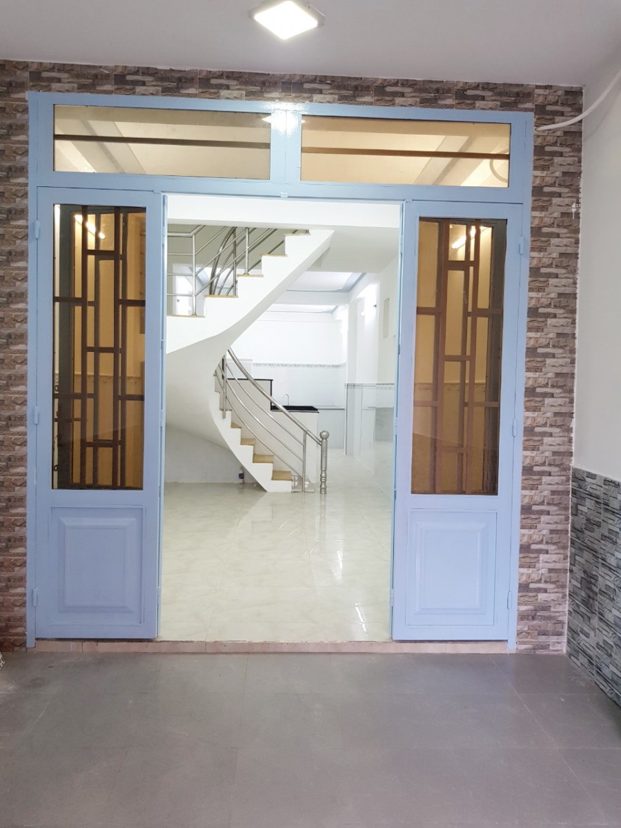 Nhà nở hậu, 1 lầu, hẻm 57 Hưng Phú P8 Q8