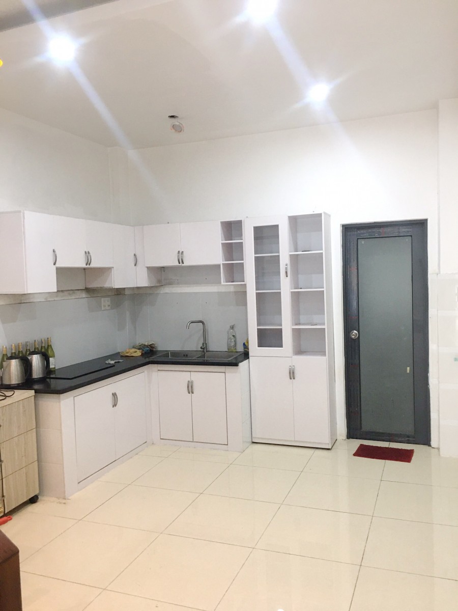 Bán nhà 3.6*14m/ 2 lầu mặt tiền Đường số 9 P4 Q8