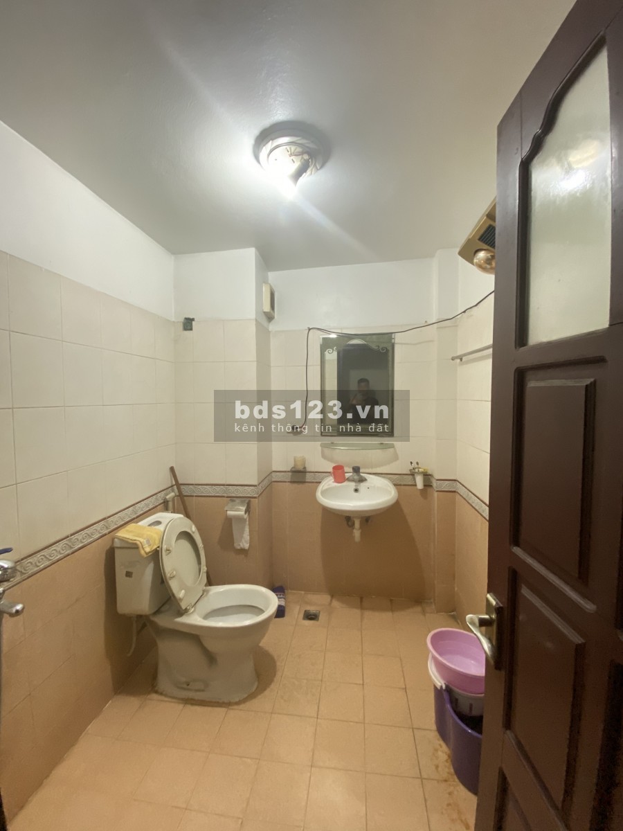 Cho thuê nhà 4 tầng, S160m2 4 tầng, 4 phòng ngủ, 3 vệ sinh
