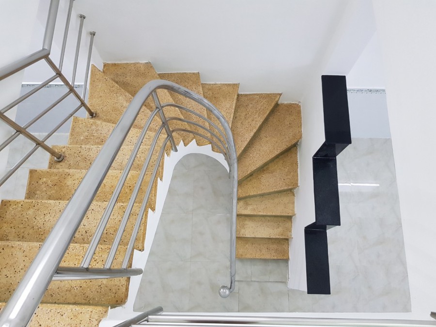 Nhà nở hậu, 1 lầu, hẻm 57 Hưng Phú P8 Q8