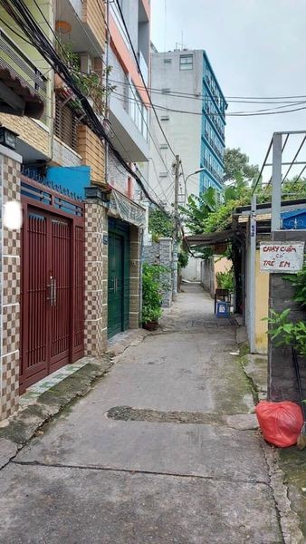 Cần bán nhà mặt tiền Cửu Long quận Tân Bình khu sân bay Tân Sơn Nhất giá hợp đồng cho thuê cao
