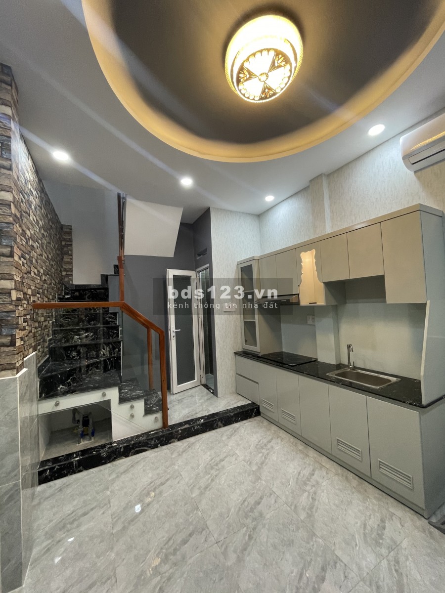 Kẹt vốn hạ giá chốt nhanh Hẻm 3m An Dương Vương F4 Q5 Dt 3.4m x 7m Kết cấu 1 trệt 2 lầu sân thượng Nhà mới đẹp