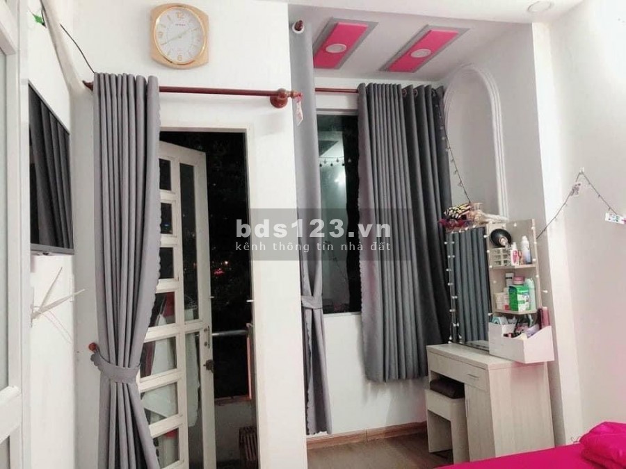 Hẻm xe tải 10m Âu Cơ F14 Q11 Dt 3m x 10m 1 trệt 2 lầu s