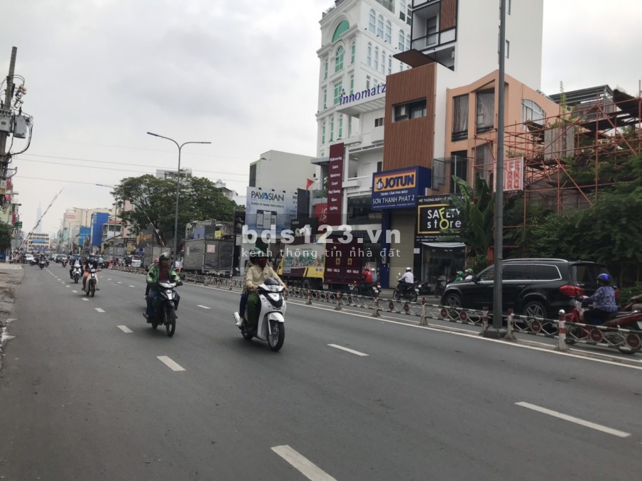 Cho Thuê nhà nguyên căn MT đường Hoàng Văn Thụ P8 Quận Phú Nhuận