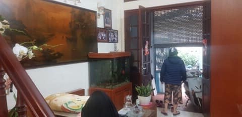 BÁN NHÀ CẠNH BỂ BƠI THÁI HÀ.ĐỐNG ĐA 45M 5 TẦNG MT 4M (6 TỶ)