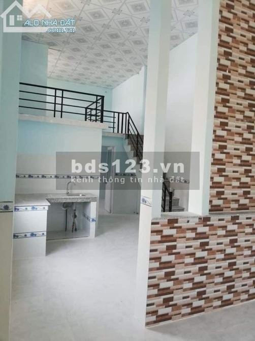 BÁN GẤP 2 DÃY TRỌ 300M2 ĐỐI DIỆN KCN DÂN ĐÔNG GẦN CHỢ