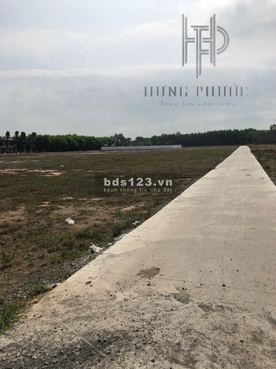 Cần bán gấp đất thổ cư Khu du lịch Long Hải gần biển 900triệu 100m2