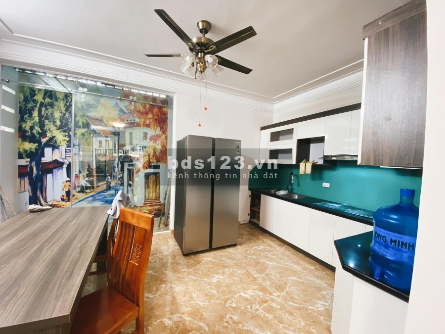 Bán biệt thự phố Doãn kế Thiện Cầu Giấy, ô tô, 3 thoáng, 85m2 x MT 20m, giá 10.85 tỷ