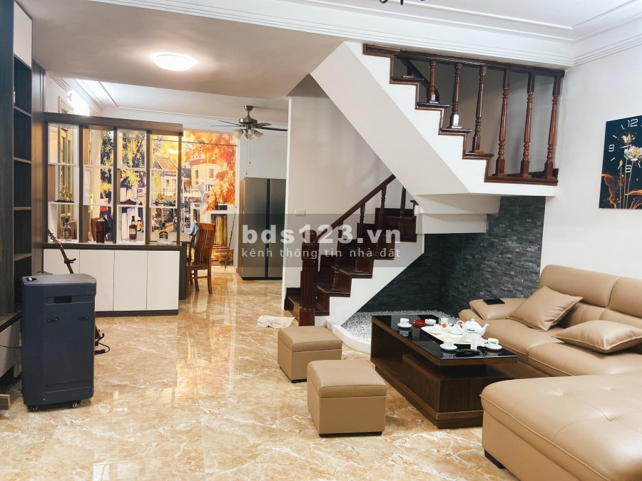 Bán biệt thự phố Doãn kế Thiện Cầu Giấy, ô tô, 3 thoáng, 85m2 x MT 20m, giá 10.85 tỷ