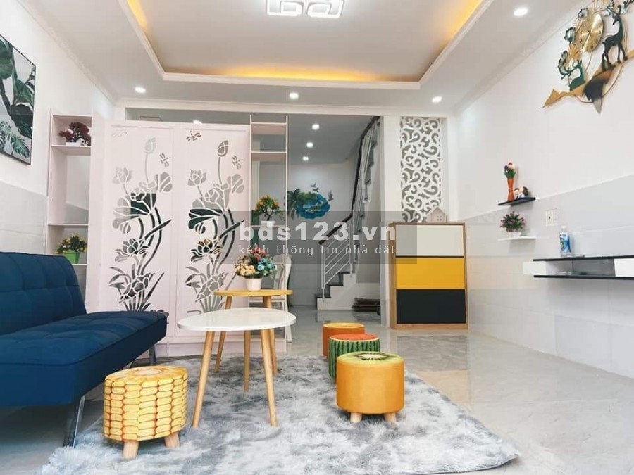 Bán nhà Gò Vấp đường số 5 giá rẻ, 40m² hẻm xe hơi, đẹp