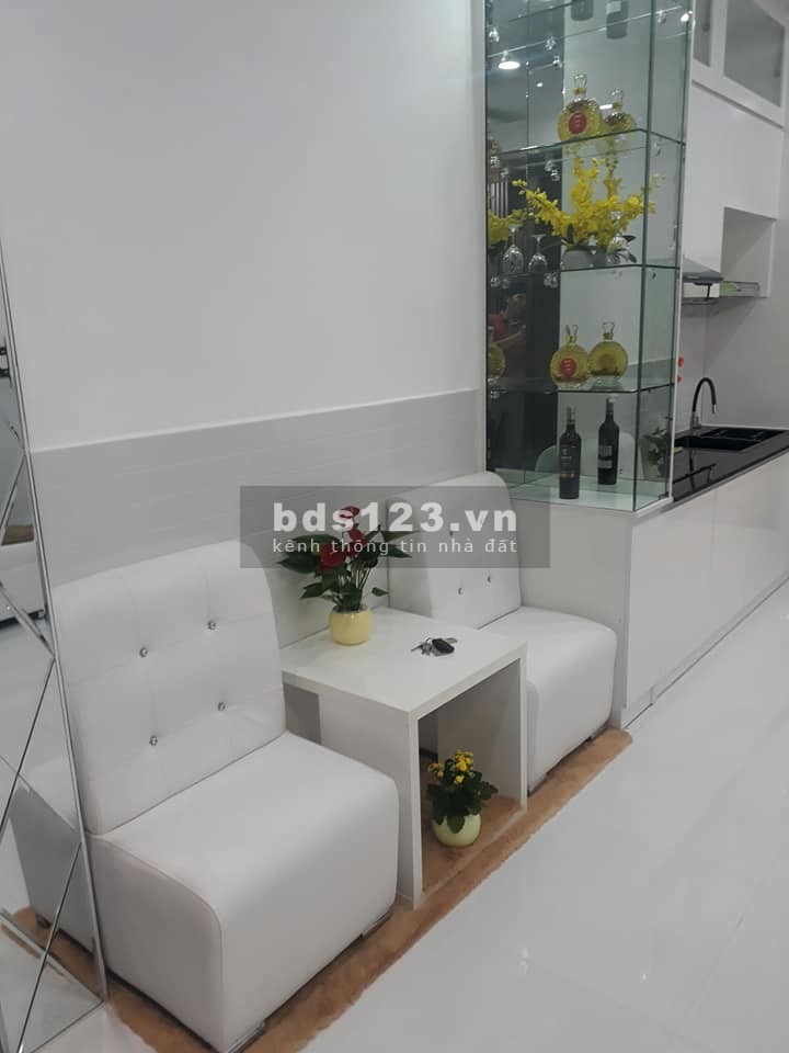 Bán nhà cách tòa nhà Viettel 500m, Phường 15, Quận 10, 3 tỷ 9, 39,8m2