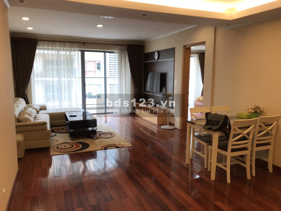 Căn hộ 2pn Sky City Láng Hạ: 112m2 2PN full đồ, giá 15 triệu/tháng. LH: 0932477586