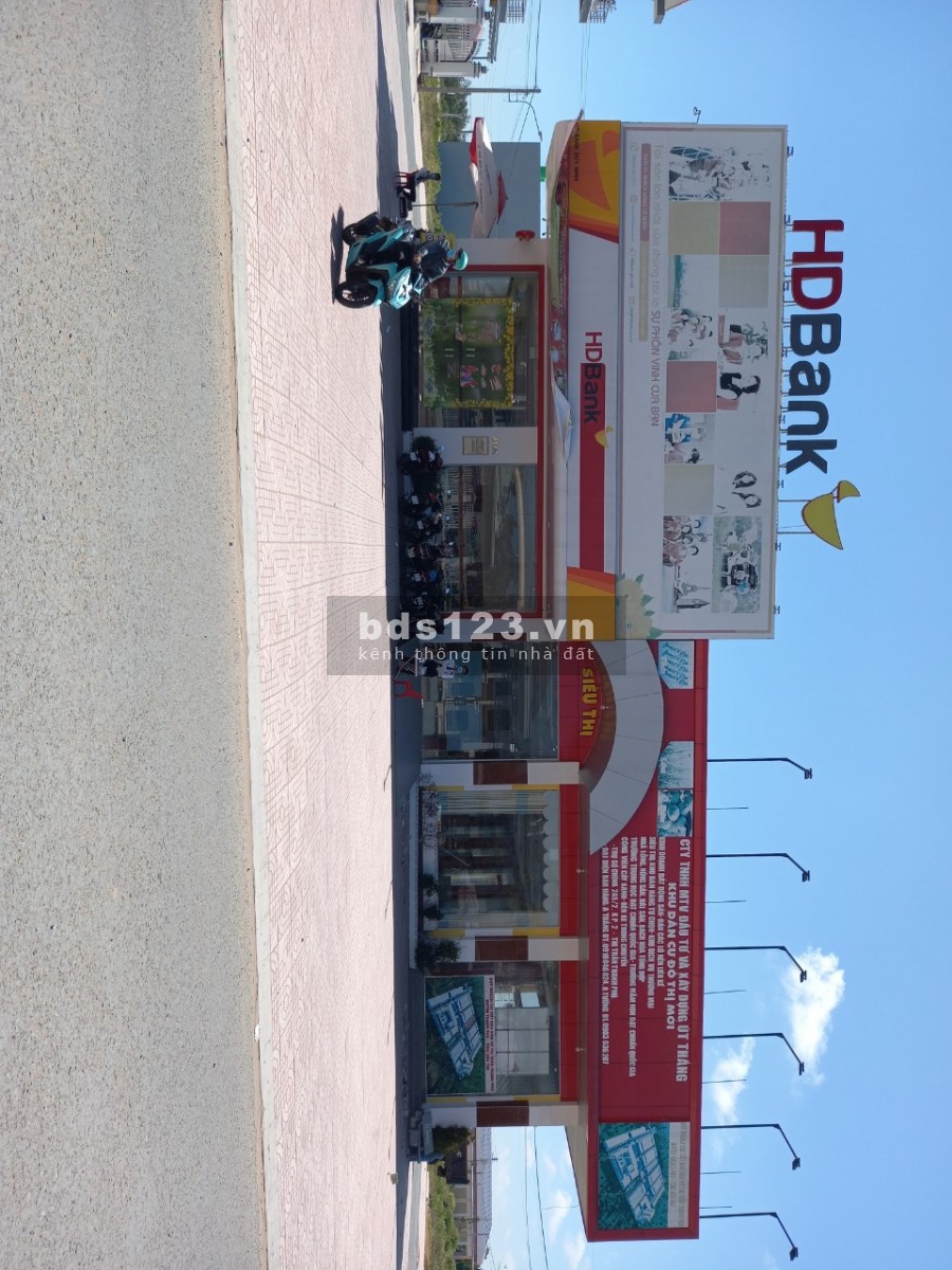 đất nền trung tâm thị trấn thạnh phú