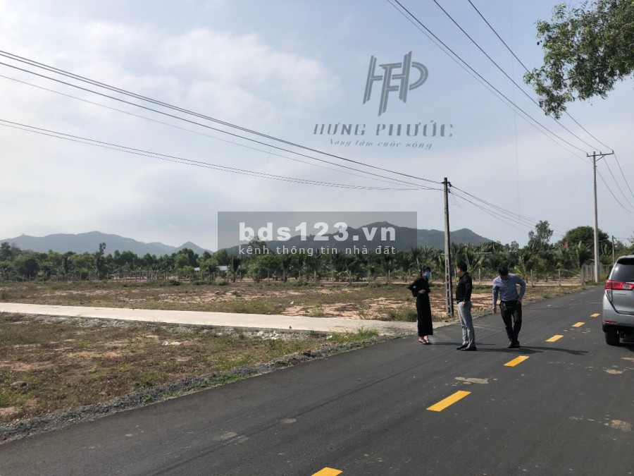 Cần bán gấp đất thổ cư Khu du lịch Long Hải gần biển 900triệu 100m2