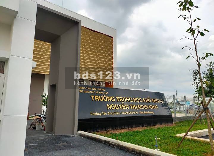 Bán đất thổ cư MTĐ Huỳnh Văn Lũy, gần bến xe Biên Hoà, giá 875tr, DT 80m2, sổ hồng riêng từng nền.