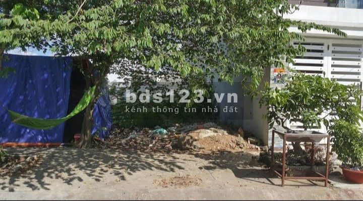 Bán đất thổ cư MTĐ Huỳnh Văn Lũy, gần bến xe Biên Hoà, giá 875tr, DT 80m2, sổ hồng riêng từng nền.