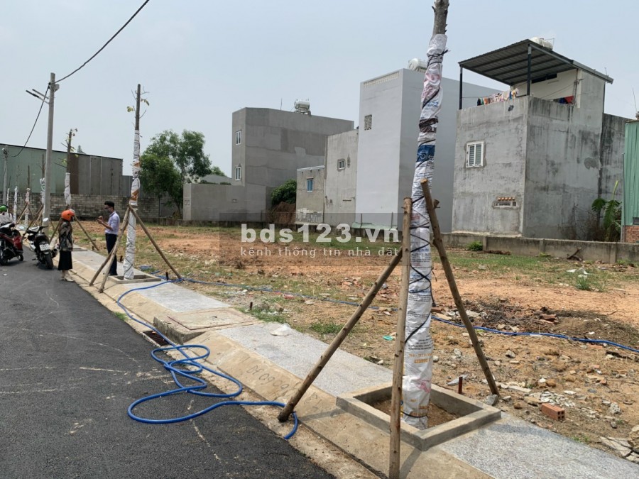 ĐẤT NỀN QUẬN 9 GẦN VINHOMES GRAND PARK CÓ SỔ HỒNG