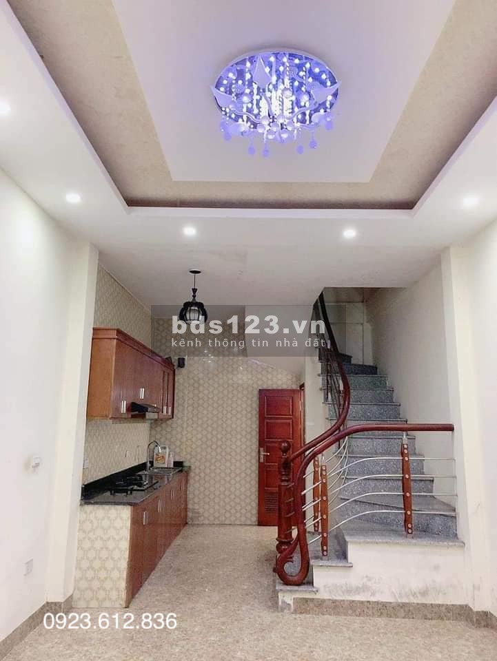 [Nhà đẹp] Phố Ngọc Thuỵ ngõ ô tô cần bán nhà 5 tầng ngõ thông rất hiếm