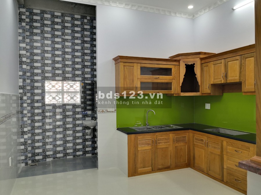 Bán nhà 1 trệt 2 lầu đường 12 phường Tam Bình TP. Thủ Đức đường ô tô 5M