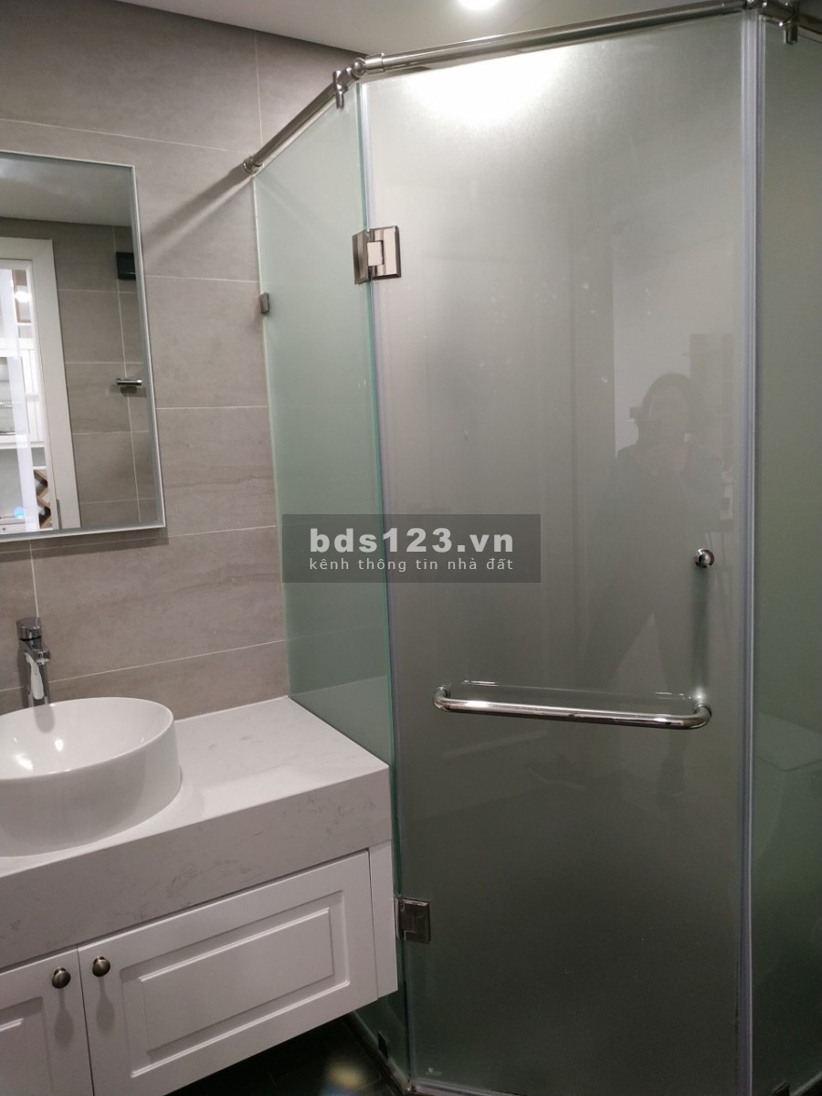 Bán cắt lỗ căn hộ 2 phòng ngủ, 1 vệ sinh Sunshine Riverside View đẹp, 2.3 tỷ