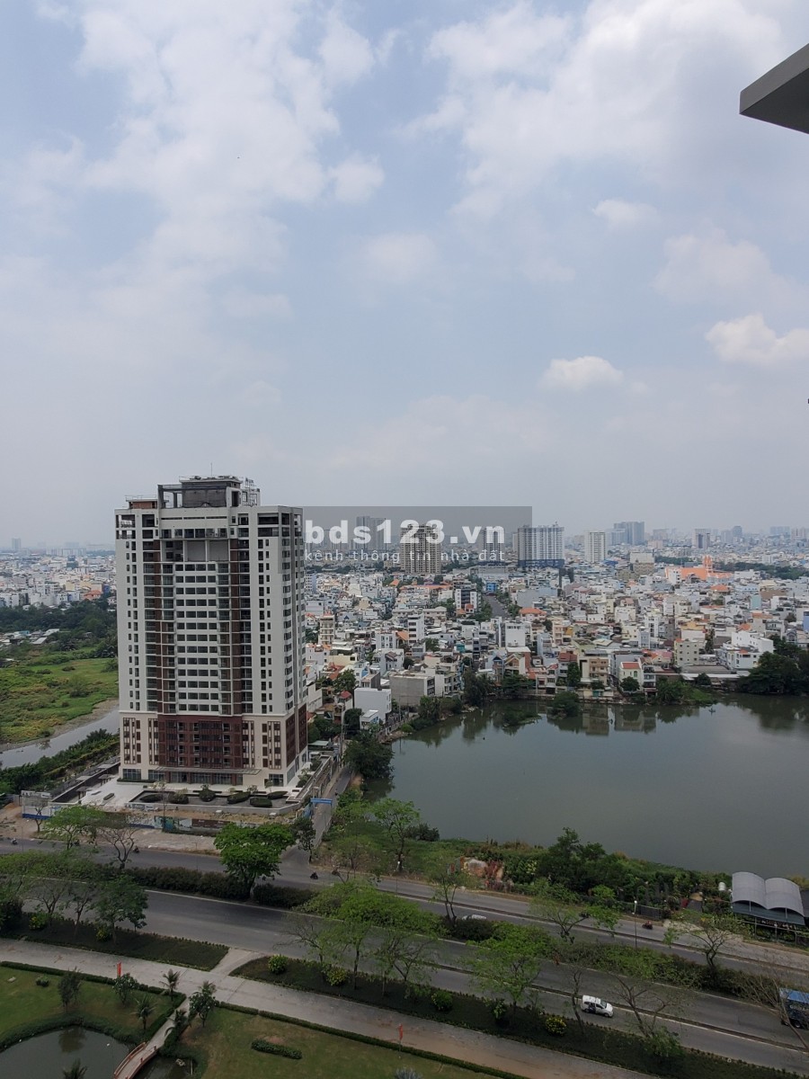 Bán căn hộ 2PN, Eco Green Sài Gòn, D tích 66 m2, Giá 3.460 Tỷ (Full thuế phí), Xem Thực Tế Được luôn.