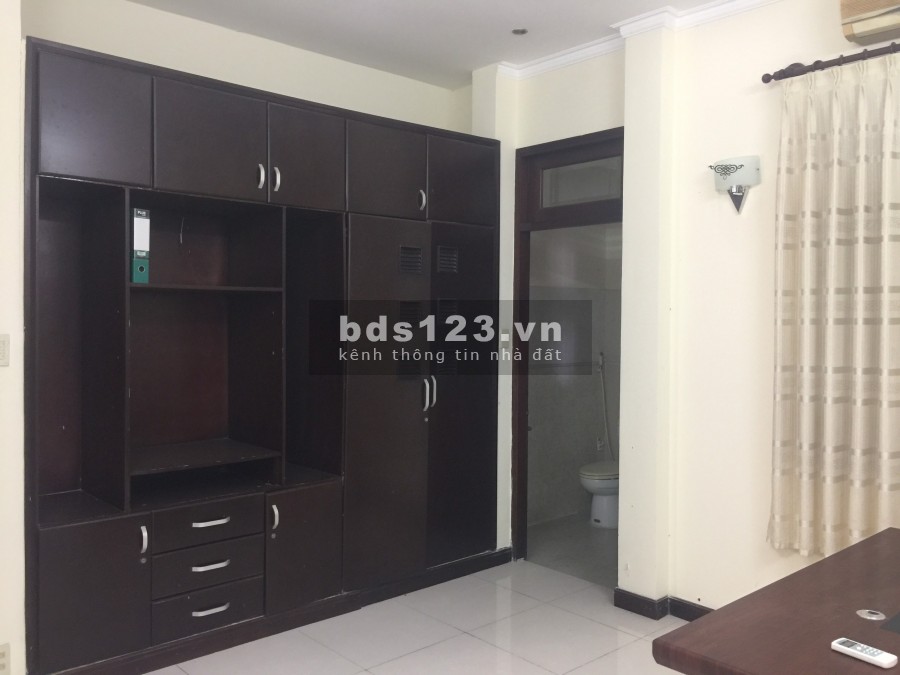 Cho thuê biệt thự 10x20 đường 85 Tân Quy, Quận 7, 35 triệu