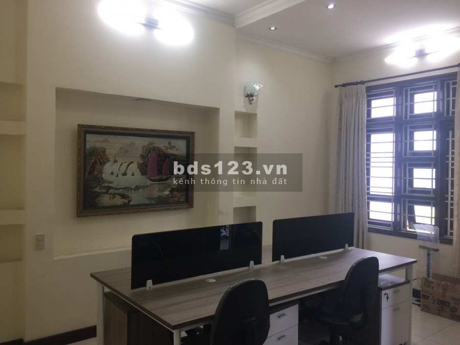 Cho thuê biệt thự 10x20 đường 85 Tân Quy, Quận 7, 35 triệu