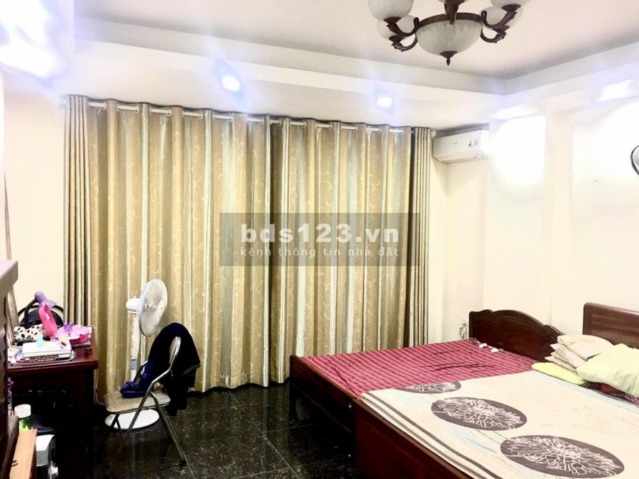 Cực phẩm Văn Cao, 10 mét oto tránh, kinh doanh, 53m2 giá 5,4 tỷ