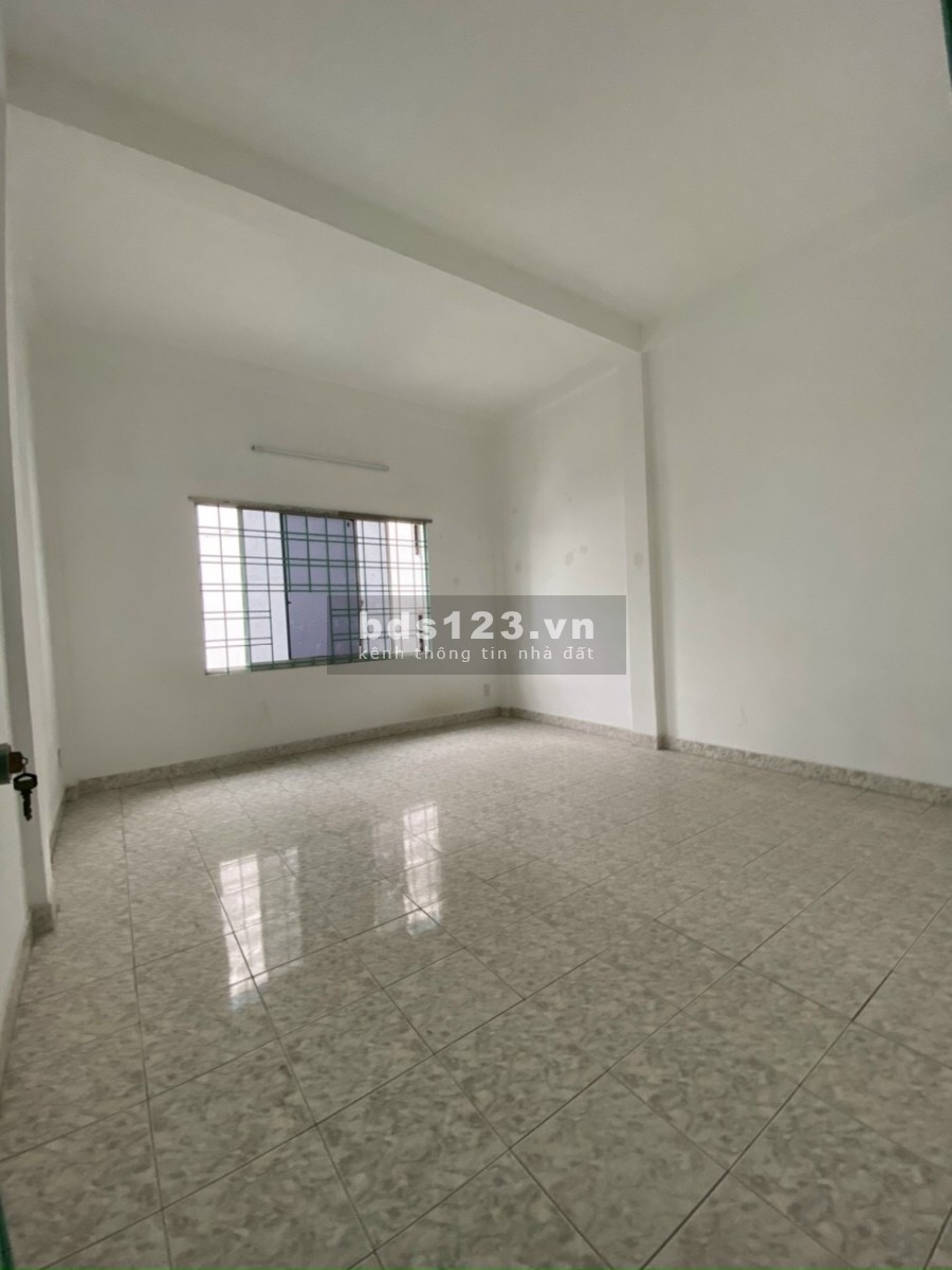 Nhà Mặt Tiền đường Hoa Lan 8x18m Hầm Trệt 3 lầu 16P: cho làm CHDV