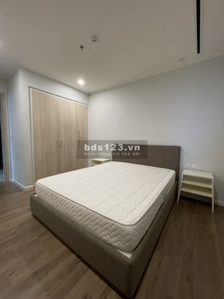 Cho thuê chung cư Artemis Lê Trọng Tấn 2 ngủ full 16 triệu. Lh 0377983070