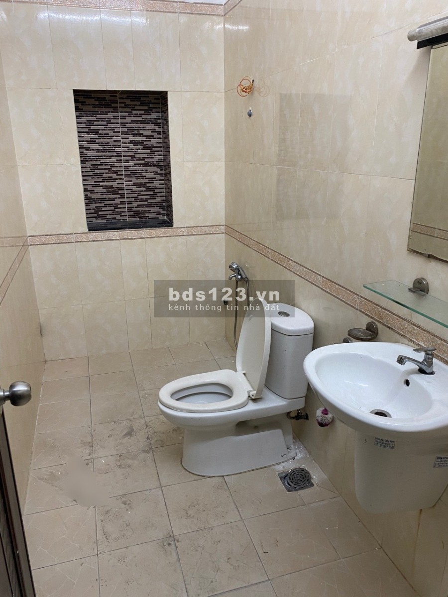 CHO THUÊ NHÀ MẶT TIỀN 5,5X24m-3LẦU -7phòng lớn