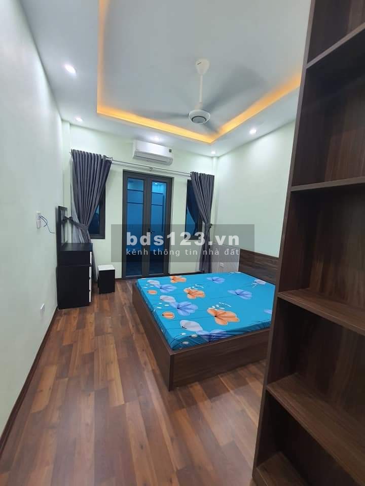 Mặt ngõ Yên Hòa. Gần Phố. (Bán Nhà) DT 45m x 4 Tầng, Nhà đẹp ở luôn. Q cầu giấy