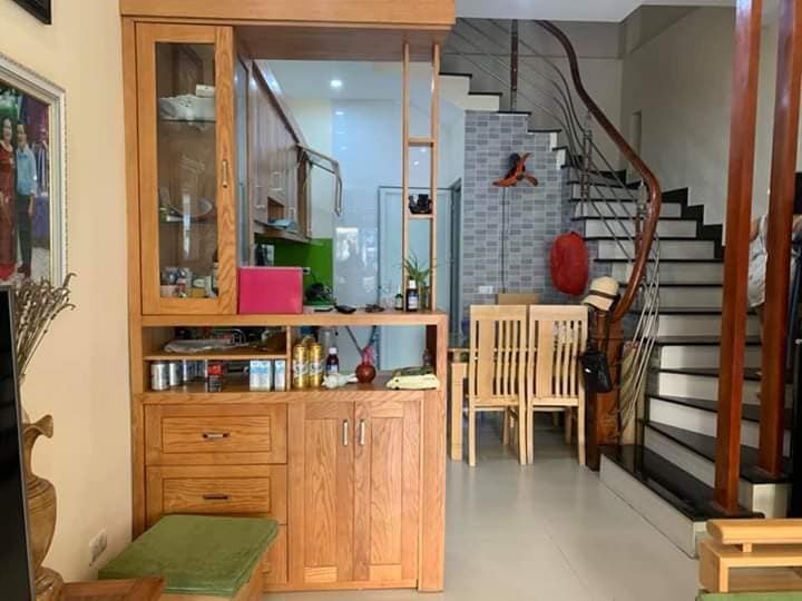 Cần Bán Nhà Hiếm Đẹp ở luôn oto phân lô Hoàng Quốc Việt 50m2 6.6 tỷ