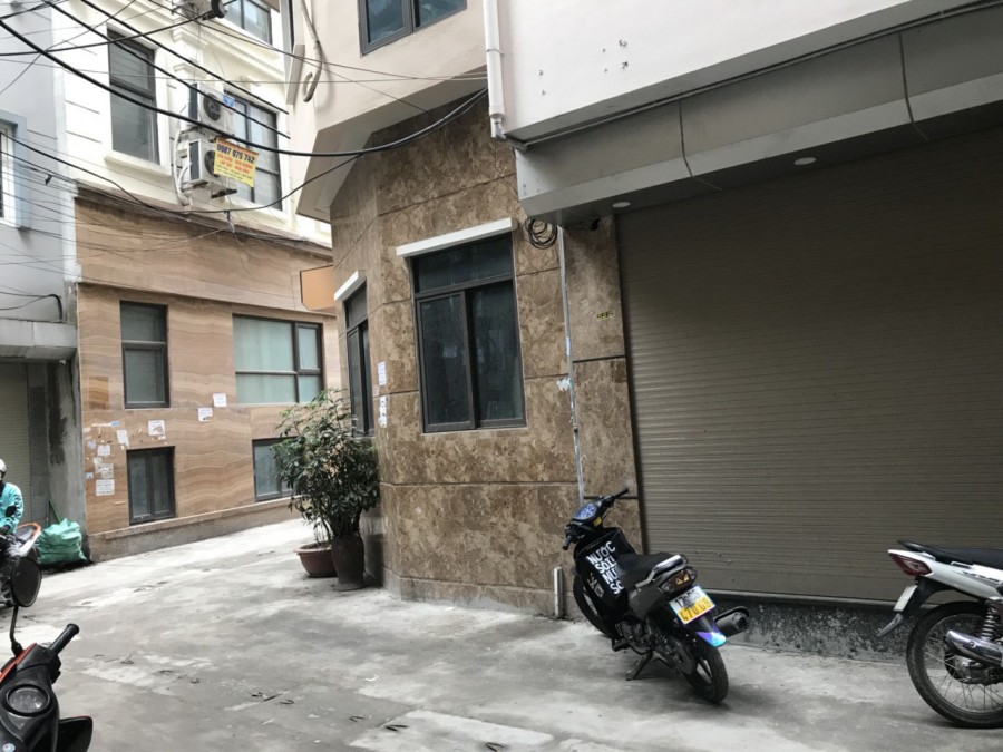 Chính chủ Cho thuê phòng tại nhà 10, ngõ 196 Cầu Giấy, DT 27m2 Full đồ GIá 3tr/th LH 0948276968
