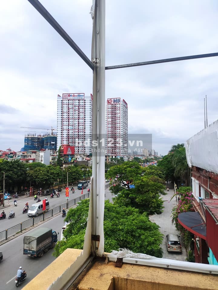 Có 1 ko 2. Bán nhà mặt phố Giải Phóng 190m, Mt 8m, nhỉnh 20 tỷ, Đt 7 tầng thang máy