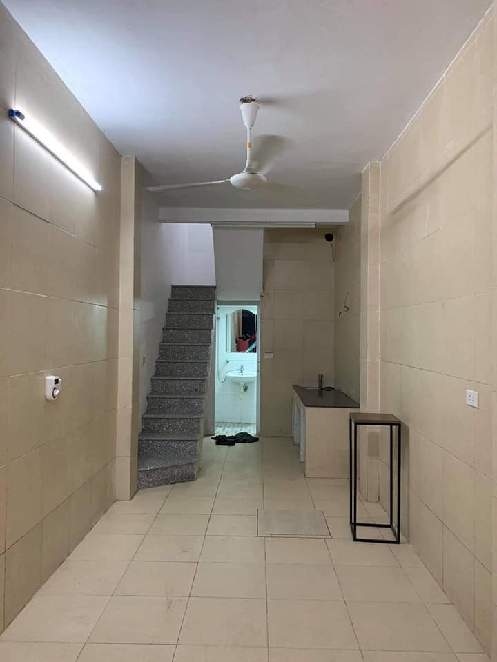 Nhà Hiếm,TT Thanh Xuân, Vũ Tông Phan,sát Ngã Tư Sở 22m, 3 tầng chỉ 1.85 tỷ.