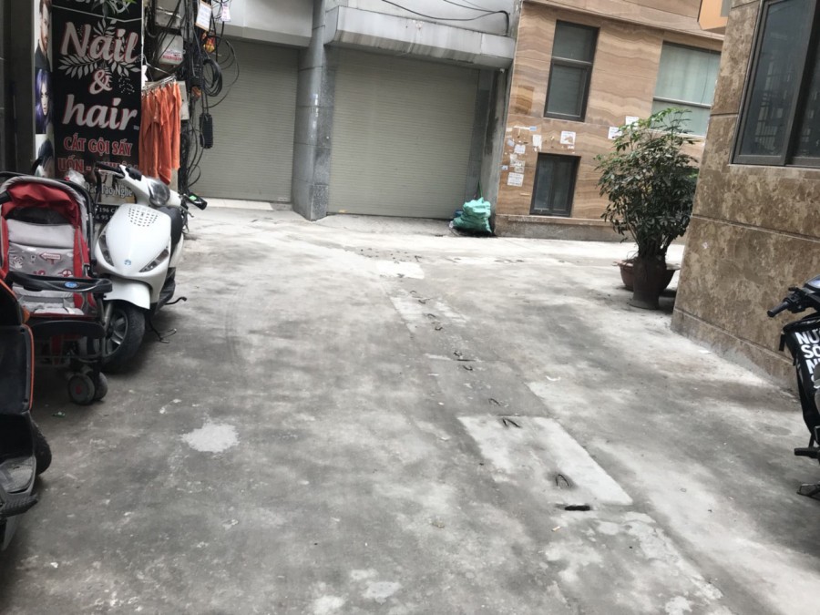 Chính chủ Cho thuê phòng tại nhà 10, ngõ 196 Cầu Giấy, DT 27m2 Full đồ GIá 3tr/th LH 0948276968