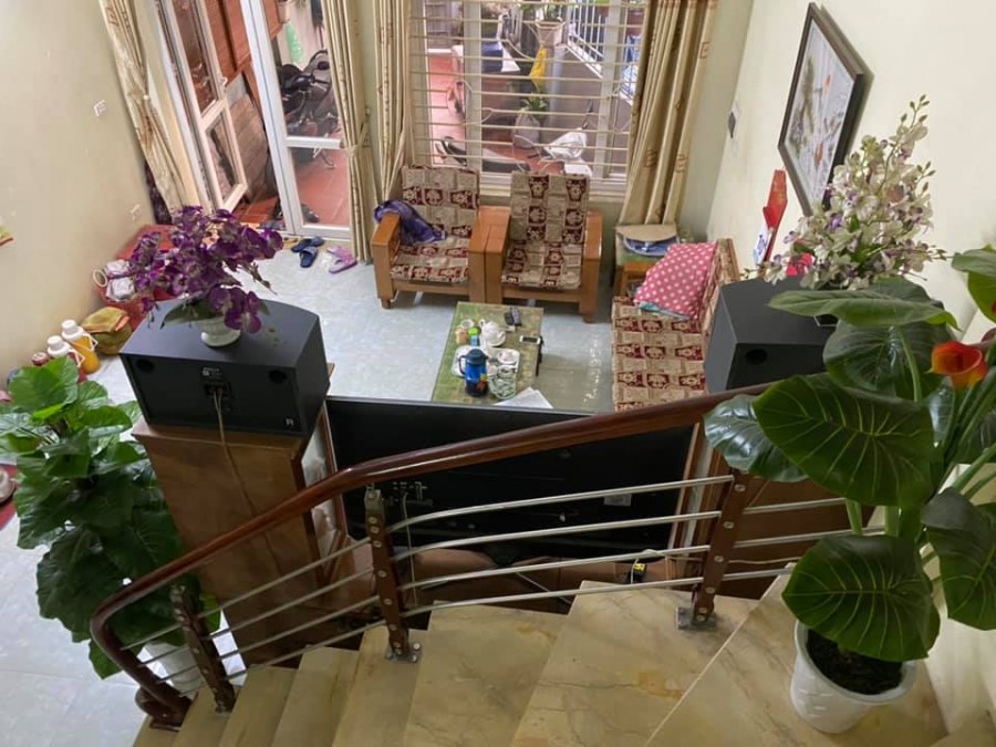 Bán nhà Trường Chinh, lô góc, sát phố, nhà mới đẹp, sổ nở hậu 60m2/6,85 tỷ