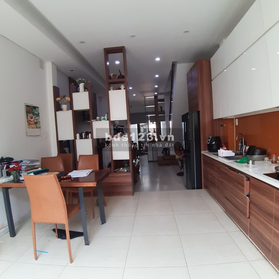 HÀNG HIẾM - Bán nhà Âu Cơ, 90m2(4.5x20), GIÁ CHỈ 5.25 TỶ, có GPXD 5 tầng; LH 0914648319