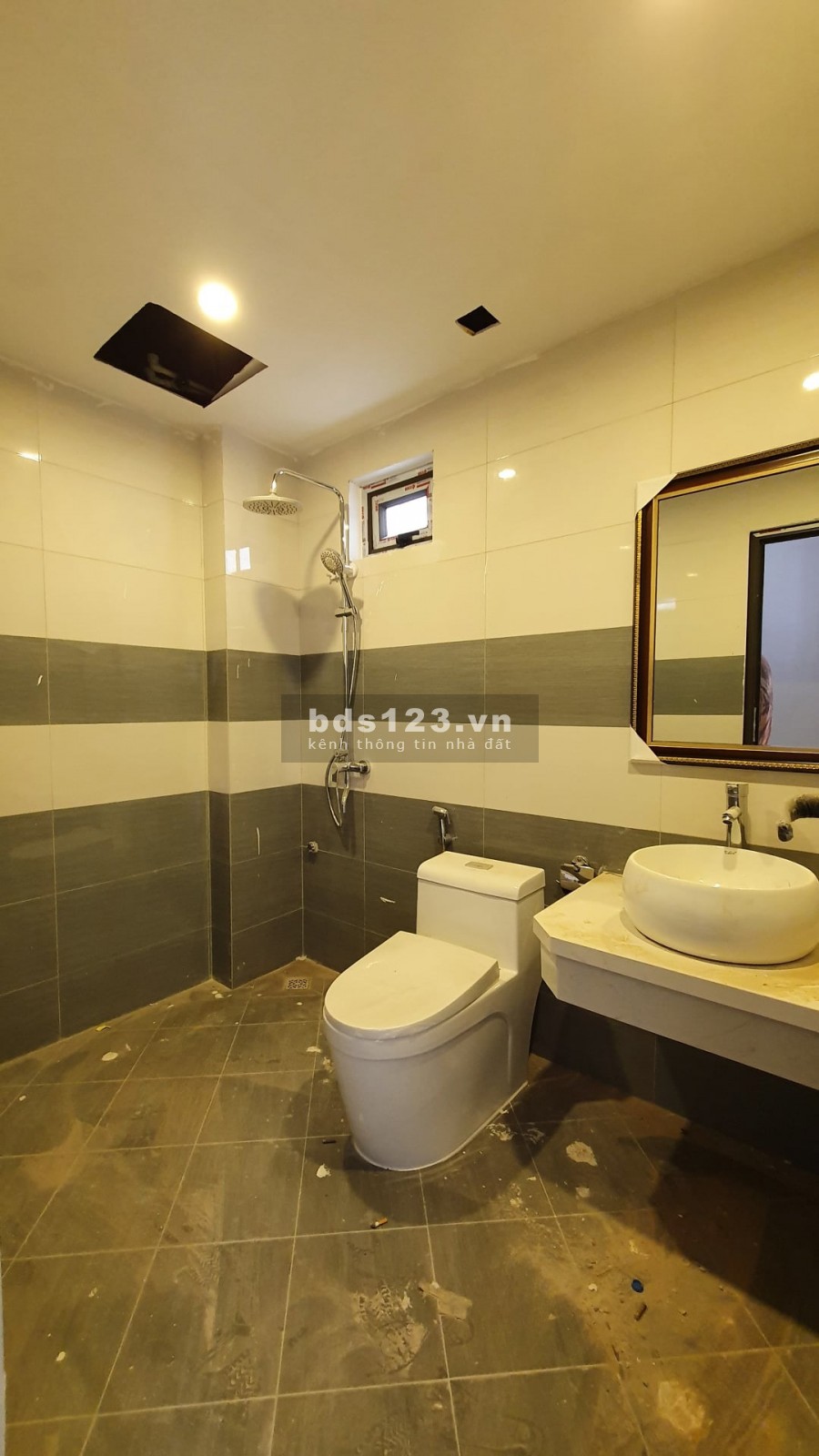 Bán nhà Trương Định Lô nhỉnh 2 tỷ Đẹp