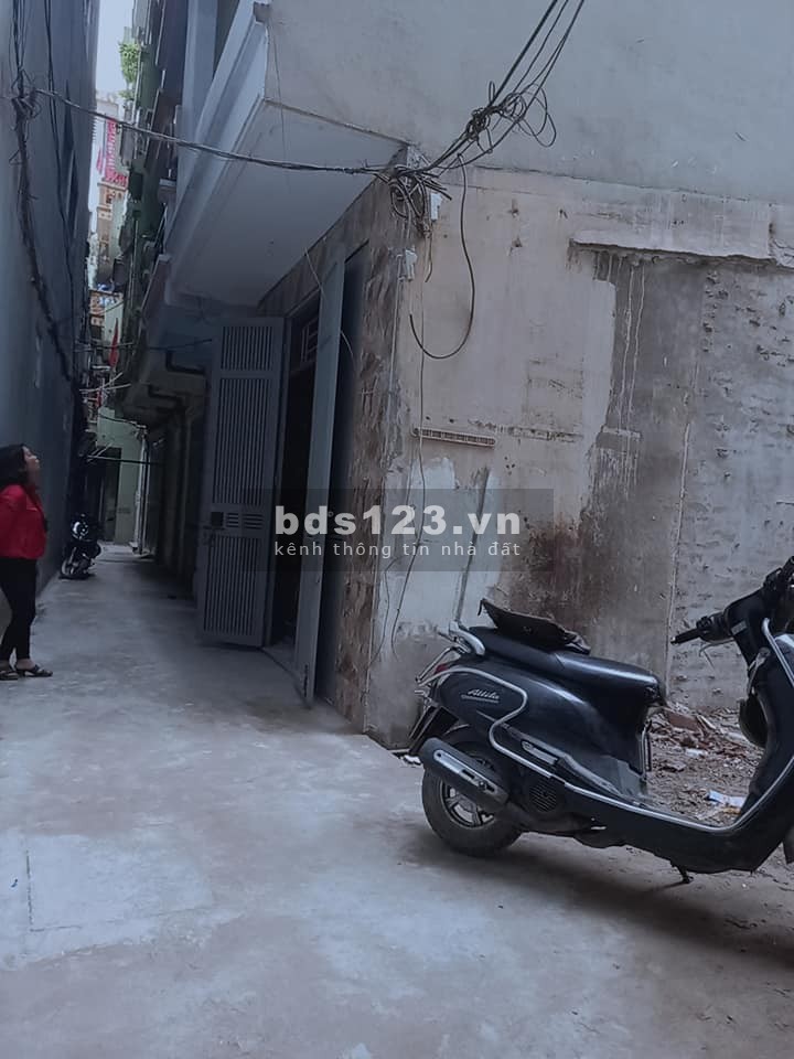 Bán Đất phố Khương Đình,Thanh Xuân 33m MT3.3m 2.6 tỷ,đã có GPXD 5 Tầng