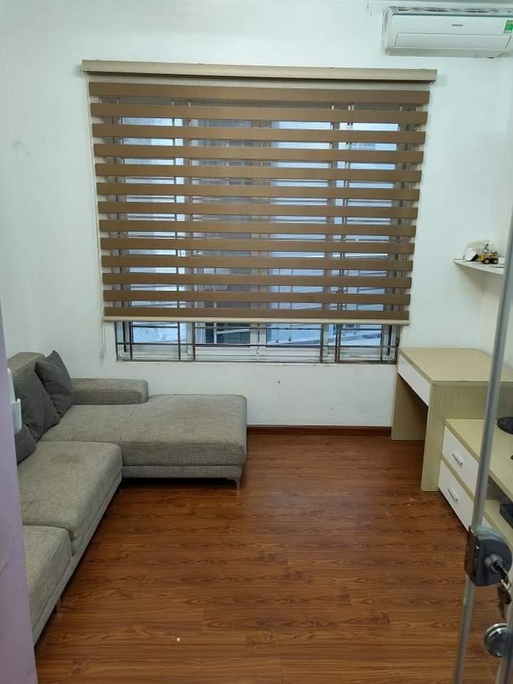 Bán Nhà 5 Tầng Đê La Thành, Đống Đa, 15m Ra Phố, DT 42m2, MT 4,2m. Chỉ 3,65 Tỷ.