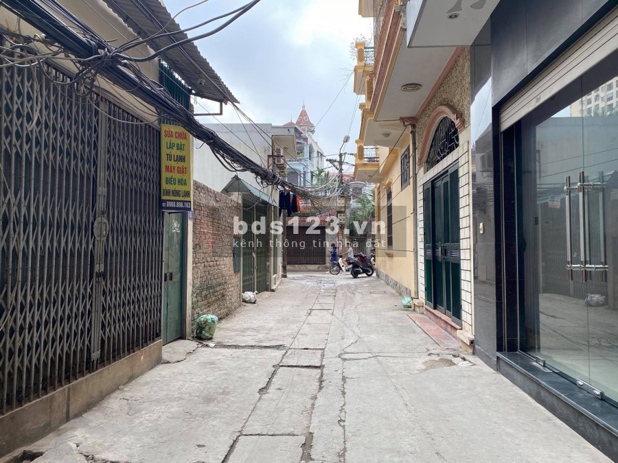 Bán nhà Hoàng Mai, 35M2, 5 tầng, OTO, KINH DOANH , 2 tỷ hơn.