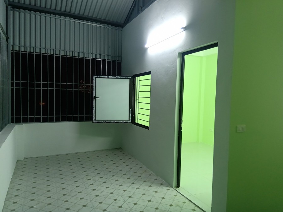 Quá đẹp! Nhà Phú Diễn 5 tầng đẹp, ô tô đỗ cổng, giá chỉ hơn 2 tỷ