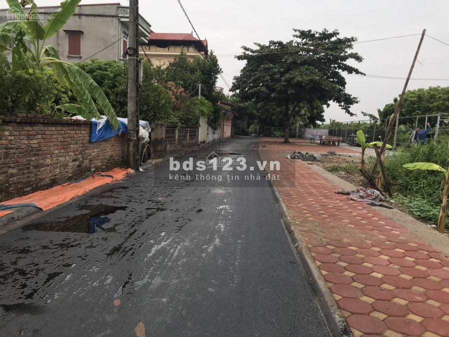 Bán đất Đông DưThôn 7 Vuông đét 40m2 Gần oto mặt tiền rộng. 0982852808