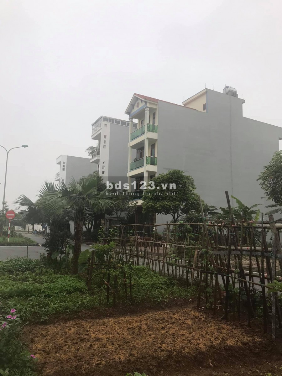 Bán lô đường đôi 26m, KĐT Âu Việt, TP HD, 90m2, mt 4.5m, hướng tây, giá cực tốt