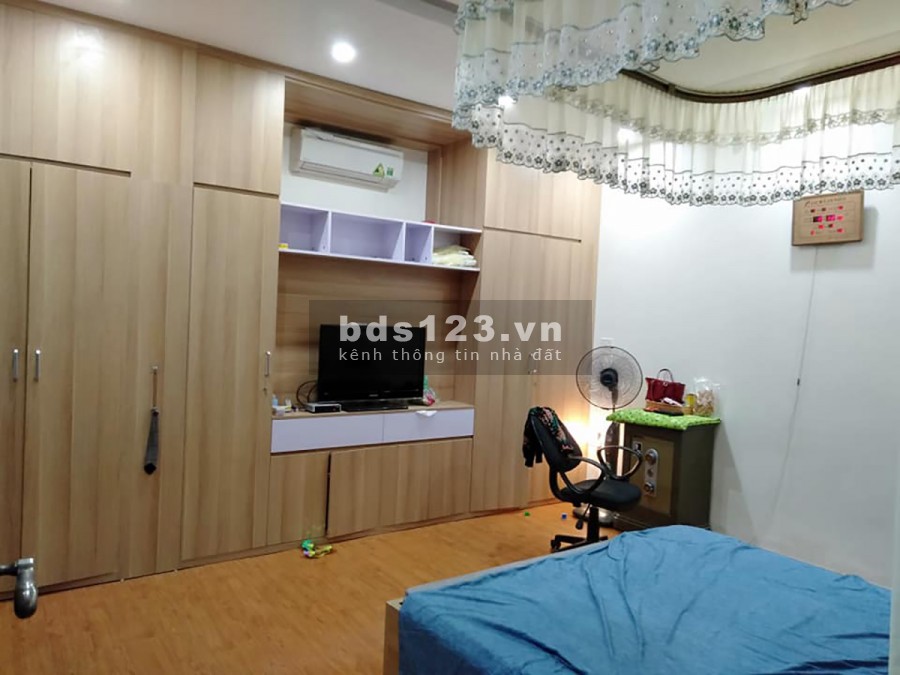 Bán gấp nhà Hẻm xe hơi, 4x16 vuông, Quang Trung Gò Vấp giá 4tỷ
